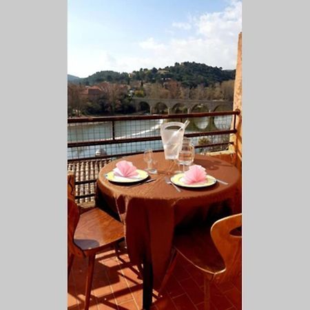 Joli Appartement, Terrasse Plein Sud Roquebrun 外观 照片